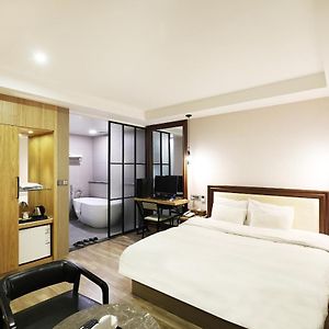 Hotel Mind